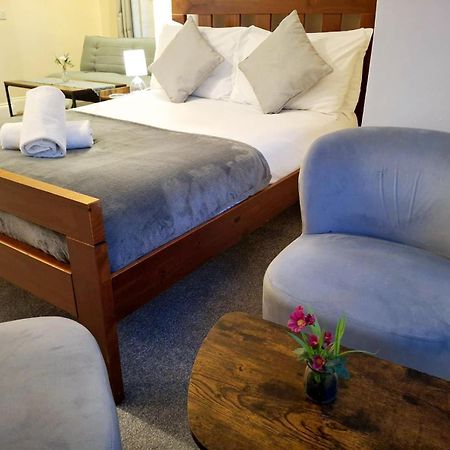 Inn By The Sea, Portsmouth - En Suite Rooms With Sea View Possible, Parking Ev 22Kw Экстерьер фото